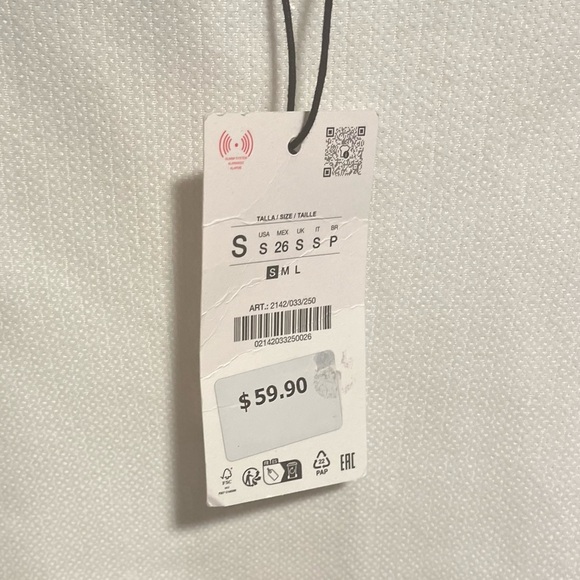 NWT ZARA 2025 collection SEQUIN KNIT PEPLUM TOP SIZE S 
🚨FIRM PRICE - Picture 3 of 16